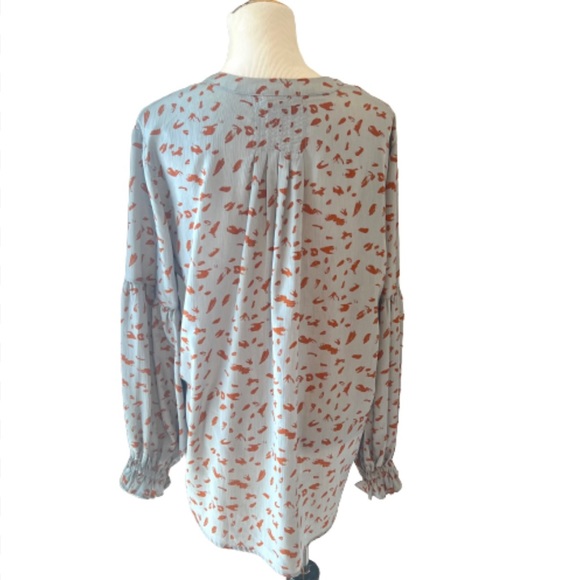 Entro Blue Animal Print Long Sleeve Blouse - Picture 4 of 15